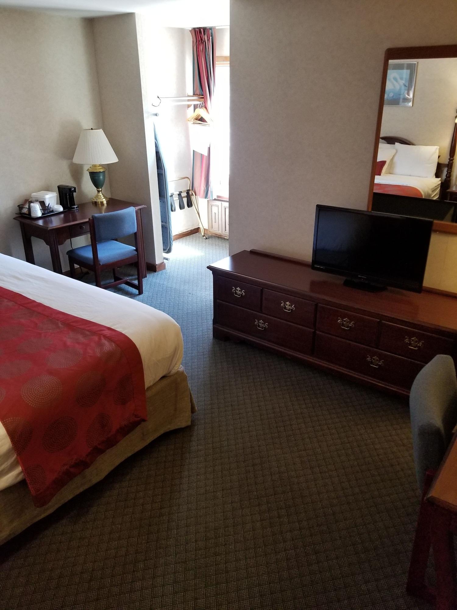 Ramada Inn Flemington Kültér fotó